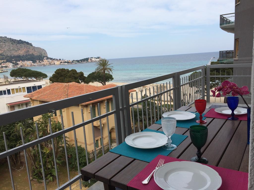 Mondello Luxury Apartment On The Beach חדר תמונה