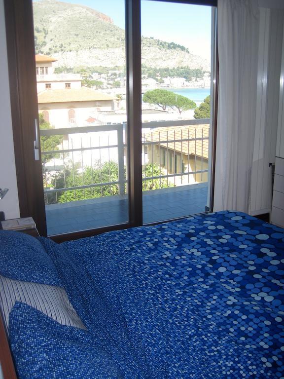 Mondello Luxury Apartment On The Beach חדר תמונה
